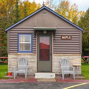 Hilltop Lodge And Cabins